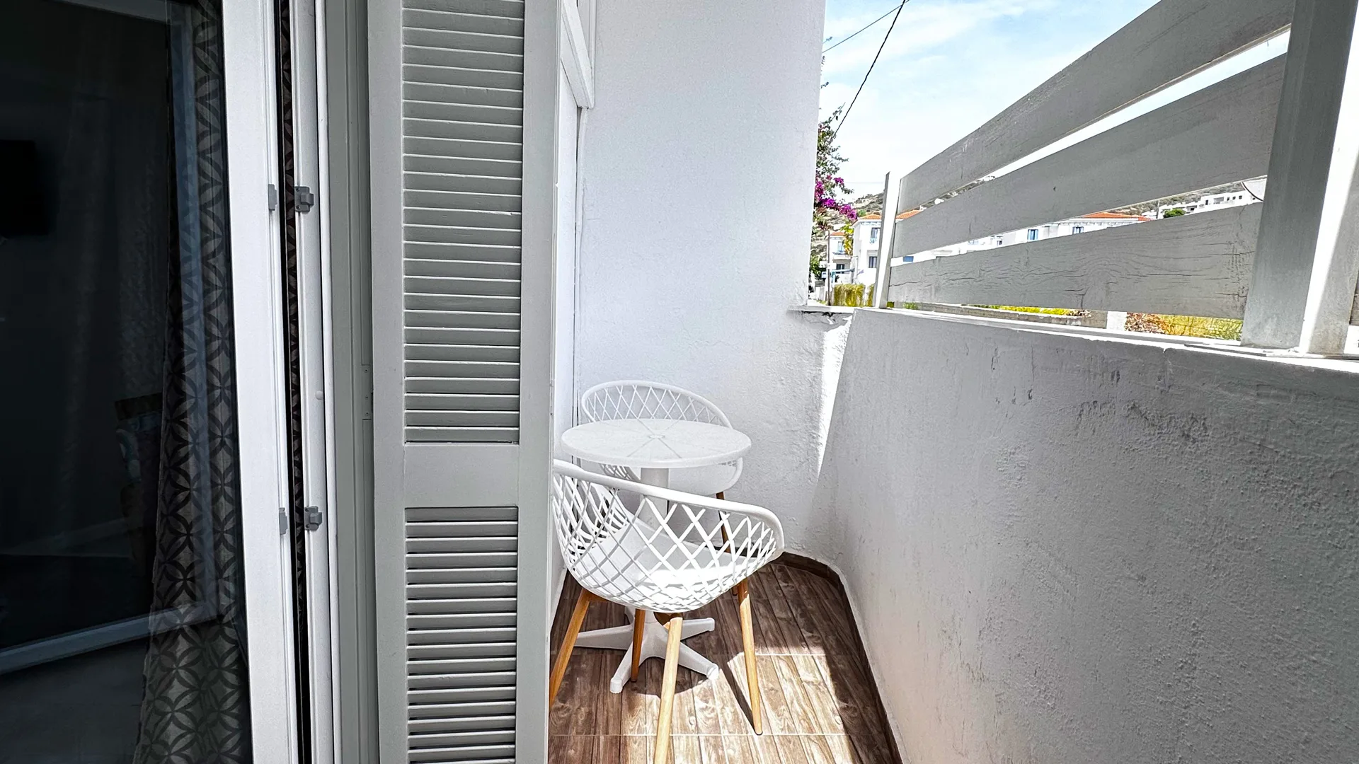 Family Ground Floor Side Street View — ground floor courtyard view