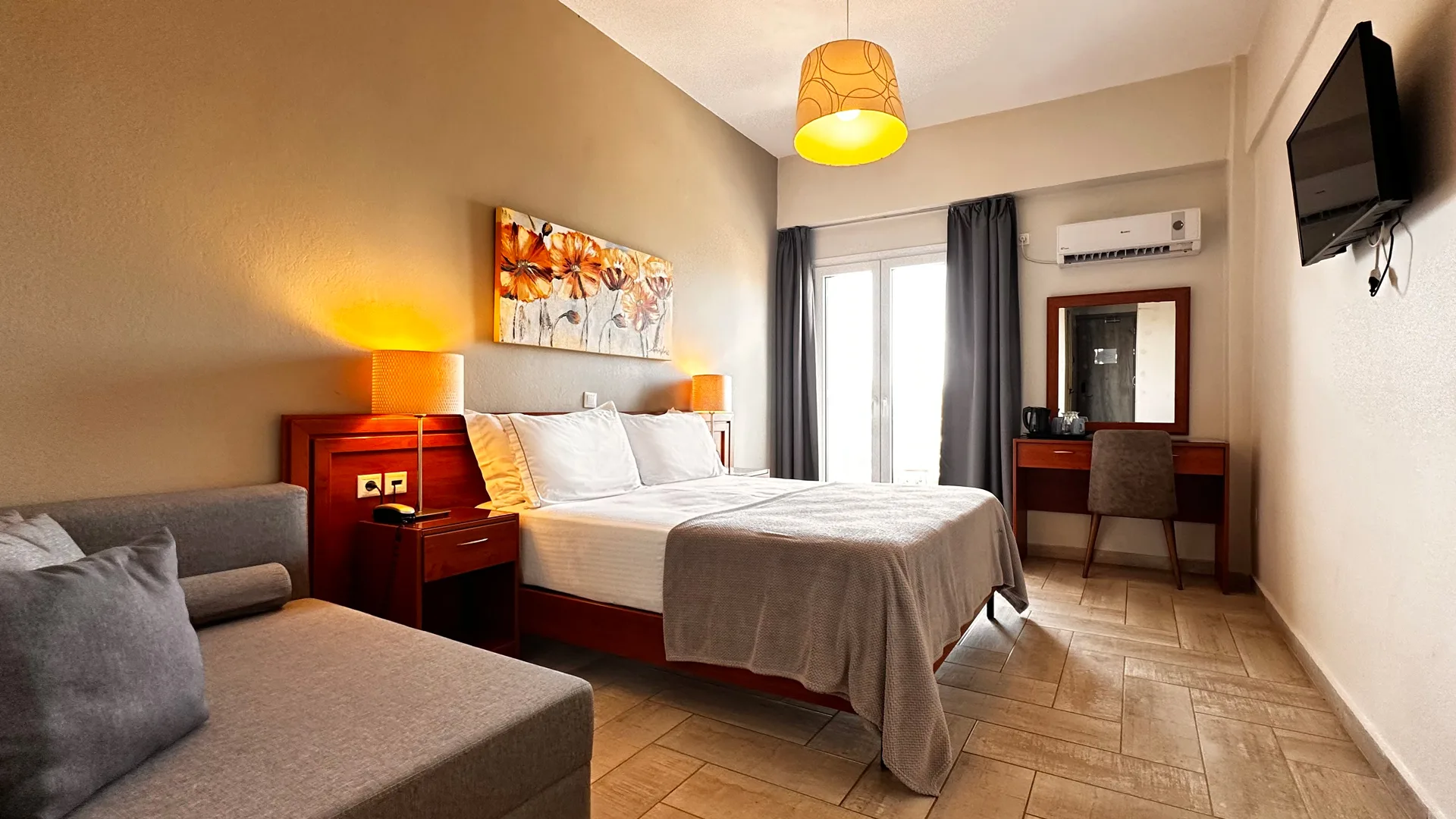 Superior Double Sea View — room interior
