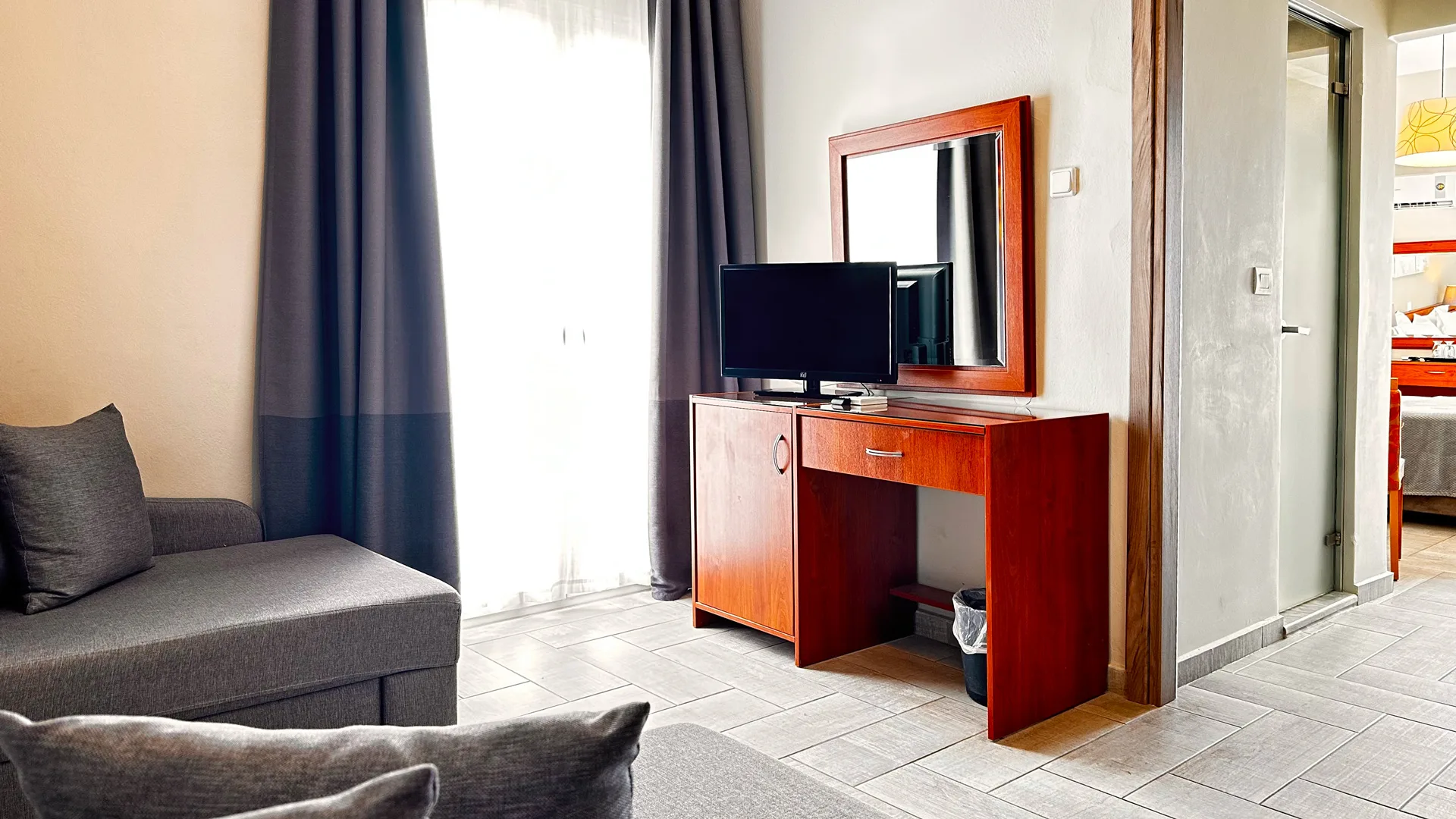Superior Family Sea View — lounge with sofa bed